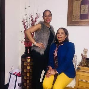 Meet your Posher, Juana